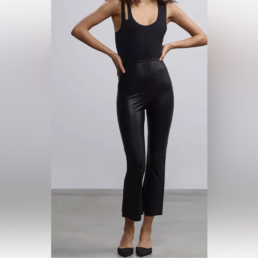Commando Faux Leather Crop Flare Leggings L